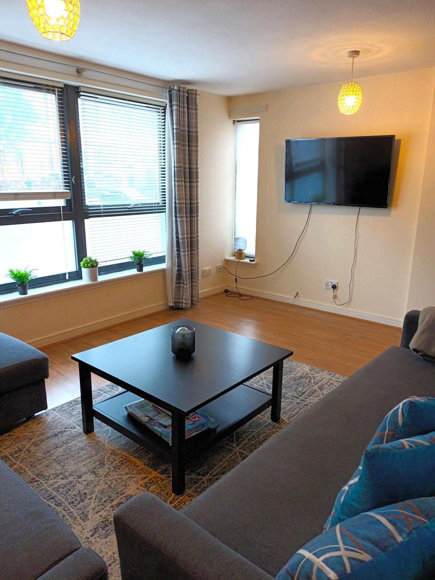 Fabulous 2 Bed Apt 10 Mins From City Centre Glasgow Exterior photo